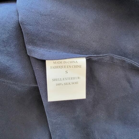 Theory Embroidered Silk Half Sleeve Blouse - Picture 5 of 5